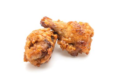 Beyaz arka planda kızarmış tavuk