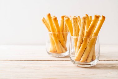 cam bisküvi ekmek çubuğu