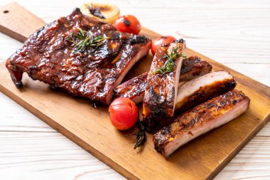 Izgara Barbekü kaburga domuz