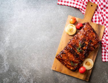 Izgara Barbekü kaburga domuz