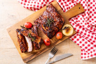 Izgara Barbekü kaburga domuz