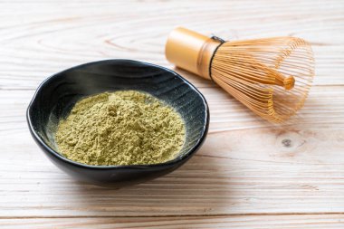 Çeşmeli kibrit yeşil çay tozu