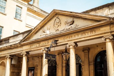 Bath, İngiltere 'deki Roma hamamlarının işareti.