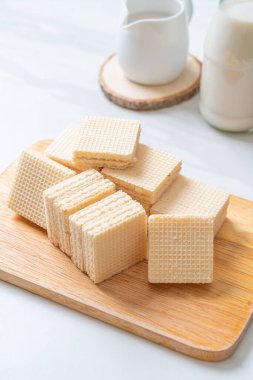 krema ile süt gofret