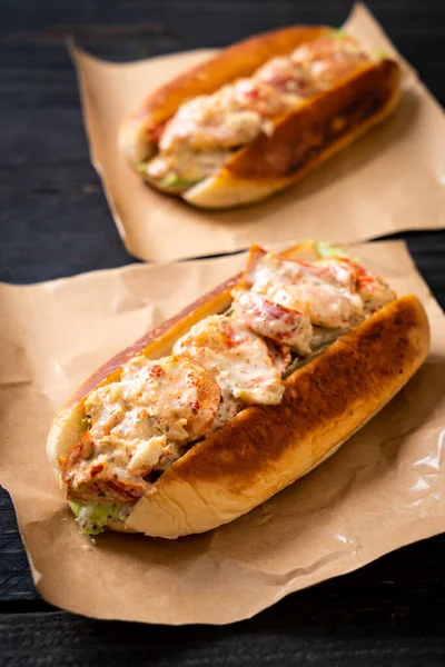 Homemade lobster roll — Stock Photo, Image