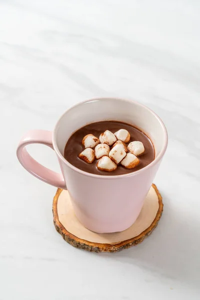 Chocolate caliente con malvaviscos — Foto de Stock