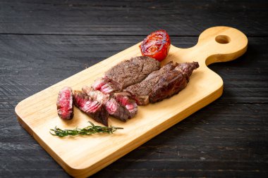 Izgara orta nadir sığır eti biftek