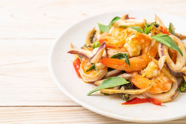 Stir Fried Spicy Sea Food Pad Cha Talay Thai Food — Stock Photo, Image