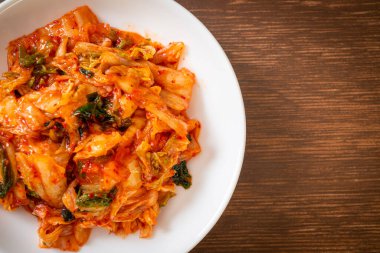 Tabakta kimçi lahanası - Kore geleneksel yemek tarzı