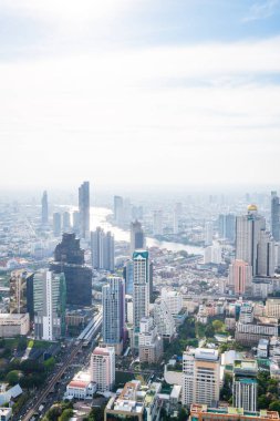 Bangkok Tayland 'da mimarisi ve binası olan güzel bir şehir manzarası