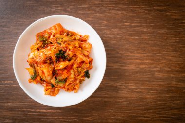 Tabakta kimçi lahanası - Kore geleneksel yemek tarzı