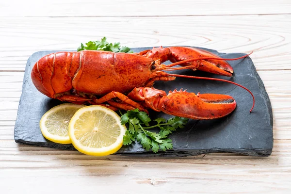 Red Lobster Vegetable Lemon Black Slate Plate — Stock Photo, Image