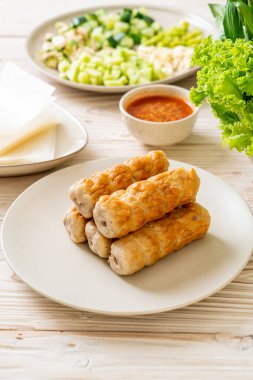 Vietnam domuz köftesi ve sebze paketleri (Nam-Neaung veya Nham Due) - Vietnam geleneksel yemek kültürü