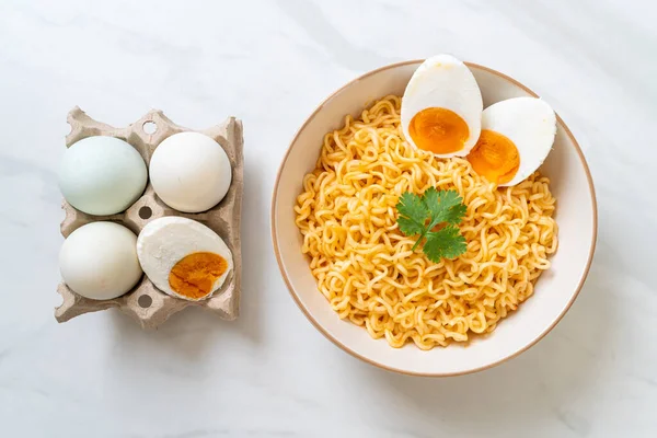 Instant Noodles Bowl Salt Egg — Stock Photo, Image