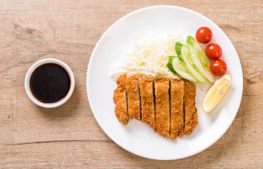 Japon kızartılmış domuz pirzolası (tonkatsu seti) - Japon yemek tarzı