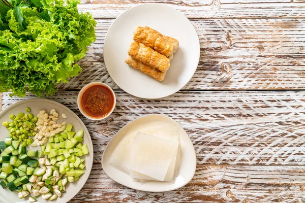 Boulette Porc Vietnamienne Avec Enveloppements Légumes Nam Neaung Nham Due — Photo