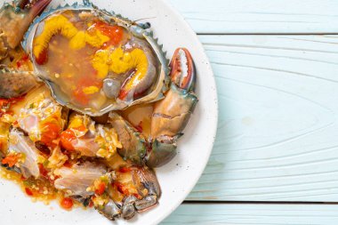 Baharatlı Baharatlı Baharatlı Yengeç Yumurtası