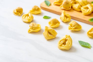 Geleneksel İtalyan mantısı - İtalyan yemeği tarzı