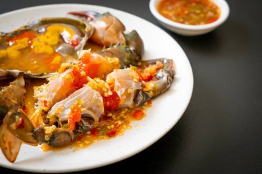 Baharatlı Baharatlı Baharatlı Yengeç Yumurtası