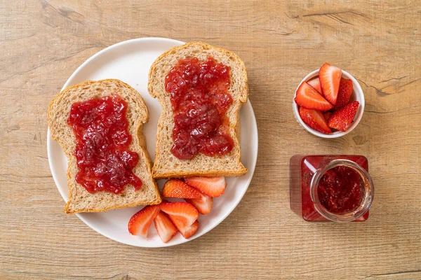 Homemade Whole Wheat Bread Strawberry Jam Fresh Strawberry — Stock Photo, Image