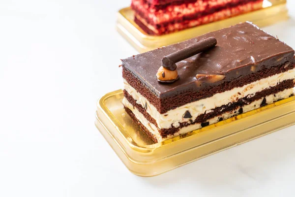 Вкусный Шоколадный Торт Миндалем — стоковое фото