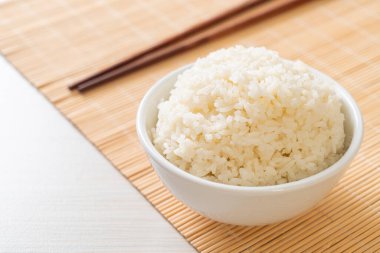 Tayland yaseminli beyaz pirinç kasesi.