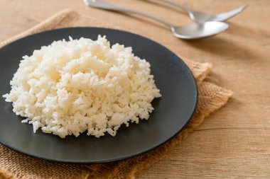 Tay yasemini pilavı pişirdim.