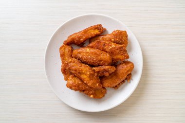 Kızarmış patates. Susamlı. Tayland usulü.