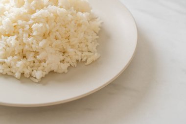 Tay yasemini pilavı pişirdim.