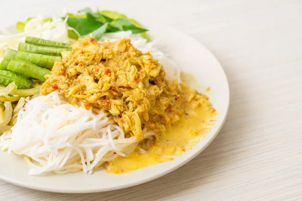 Thajské Rýžové Nudle Krabím Kari Odrůdou Zeleniny Thajské Místní Jižní — Stock fotografie