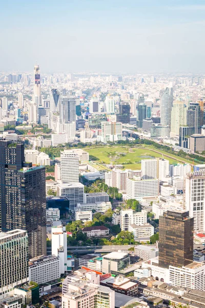 Bangkok Tayland 'da mimarisi ve binası olan güzel bir şehir manzarası