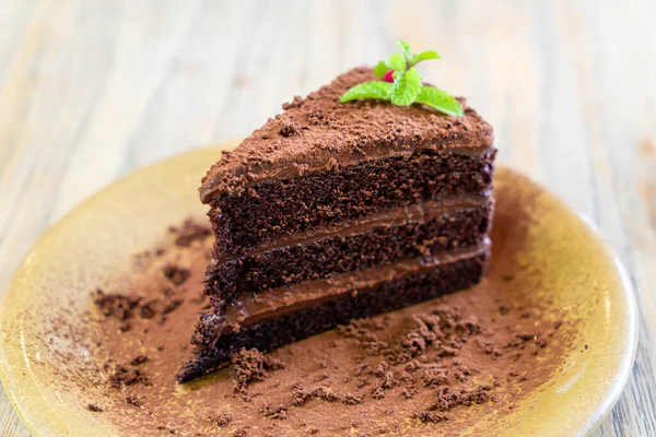 咖啡店和餐馆里的薄荷糖巧克力蛋糕 — 图库照片