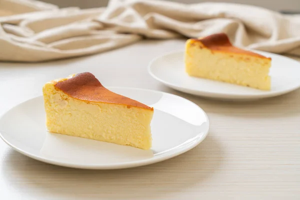 Hembränd Cheesecake Vit Tallrik — Stockfoto