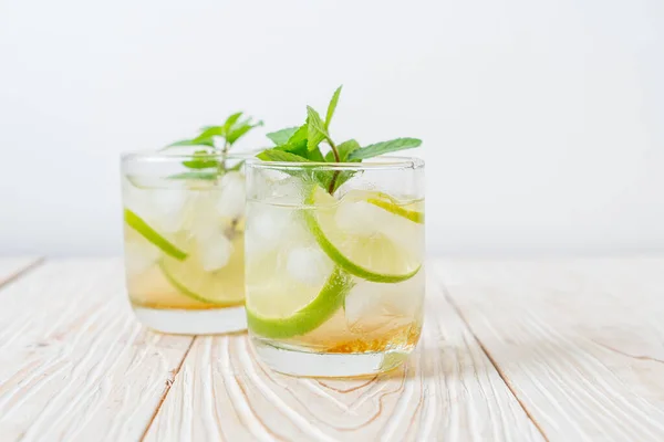 Iced Honey Lime Soda Mint Refreshing Drink — Stock Photo, Image