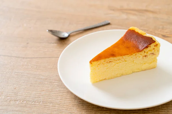 Hembränd Cheesecake Vit Tallrik — Stockfoto