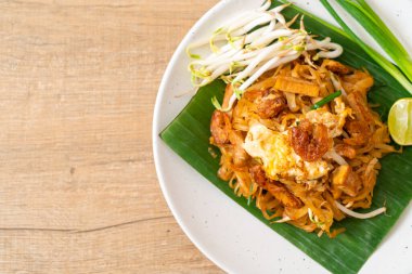 Pad Thai - Kızarmış pirinç eriştesi
