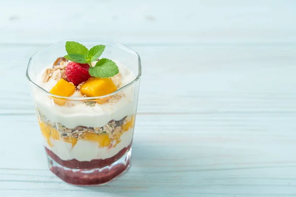 Mango Fresco Casero Frambuesa Fresca Con Yogur Granola Estilo Comida — Foto de Stock