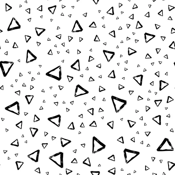 Vektor varrat nélküli mintát ecsettel csíkok és a háromszög. Fekete színű, fehér háttér. Rajz grange textúra. Tinta geometriai elemek. Modern divat-stílus. Ismételje meg a szövet hátteret dísz nyomtatása — Stock Vector