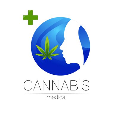 İlaç ve doktor için kenevir vektör logosu. Tıbbi marihuana sembolü. Sağlık için bitki ve yaprak içeren ilaçlar. Yeşil bitkinin konsept işareti. İnsan siluetinin profilini mavi çemberde çiz