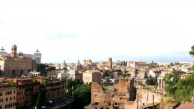 Avventino, Roma'nın en güzel yeri Roma forumlardan görünümünü