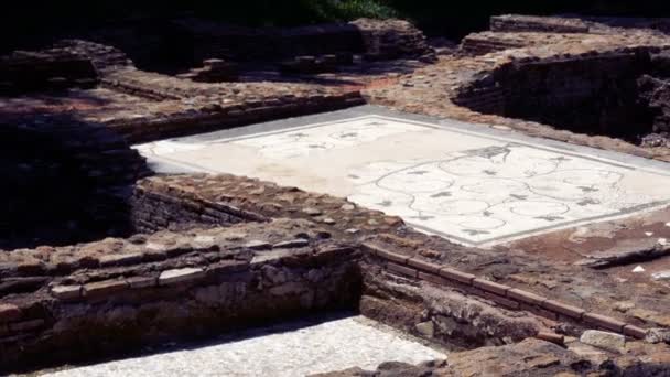 Antichi pavimenti a mosaico nella villa Capo di Bove, antica Appia — Video Stock