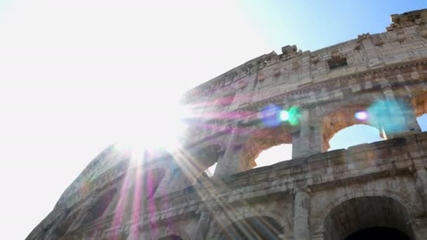 Pan shot on the colosseum, Roma Itália — Vídeo de Stock