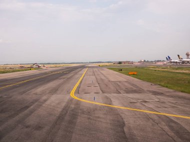 Roma havaalanında iniş pisti