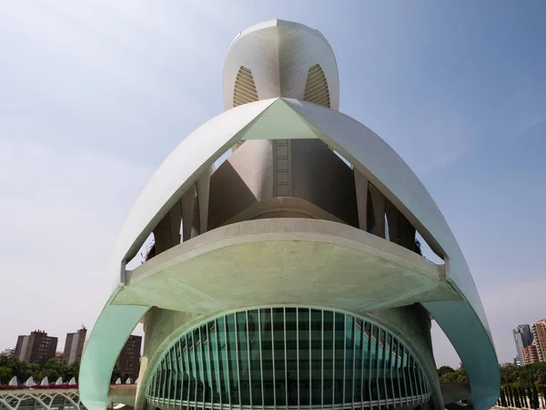 Önden görünüş muhteşem şehir bilim ve sanat Valencia, İspanya
