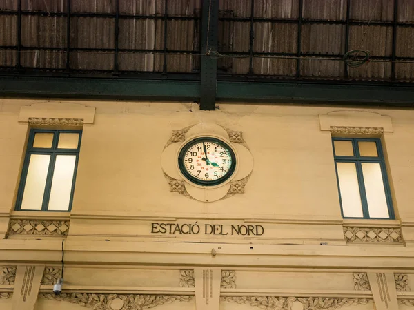 Mozaik tavan Kuzey Tren istasyonunda Valencia, İspanya