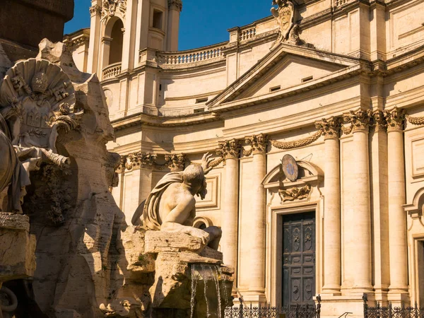 Gian Lorenzo Bernini, Piazza Navona, fontän av fyra floder, Rio della Plata i Rom — Stockfoto