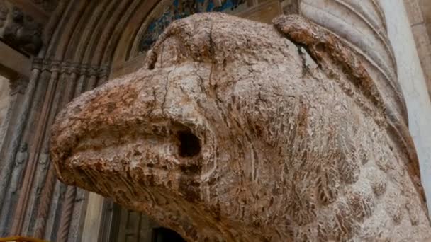 Catedral Verona Arquitetura Românica Externa Com Bestiários Esculpidos Mármore Itália — Vídeo de Stock