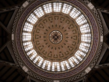 Merkez rozet Mercado de la kolon Valencia, İspanya