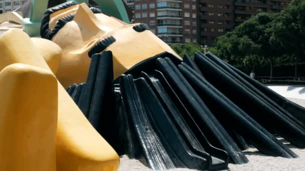 Gulliver Park in the Turia River Bed, Valência — Vídeo de Stock