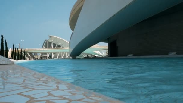 Vista frontal de la fantástica ciudad de la ciencia y el arte de Valencia, España — Vídeos de Stock